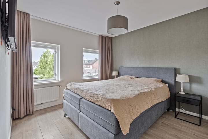 Foto 4 van Esdoornstraat 13