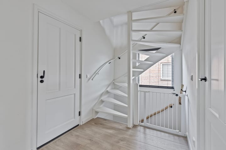 Foto 17 van Esdoornstraat 13