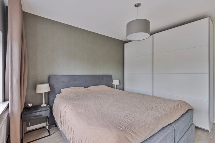 Foto 18 van Esdoornstraat 13