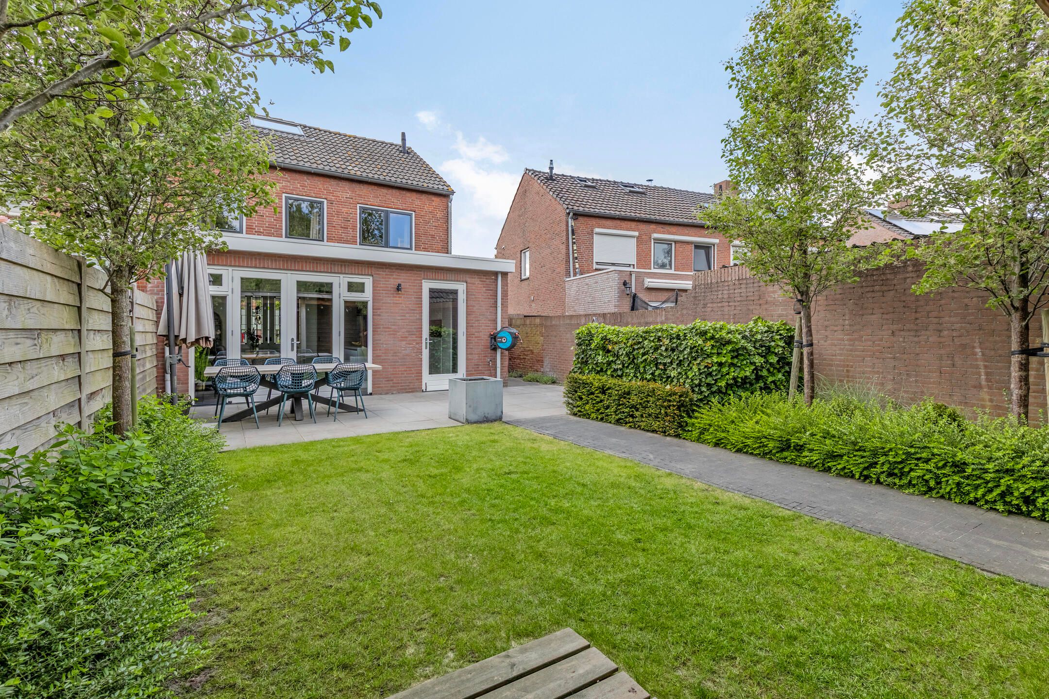 Foto 27 van Esdoornstraat 13