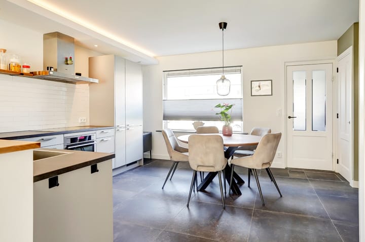 Foto 11 van Hoefblad 106