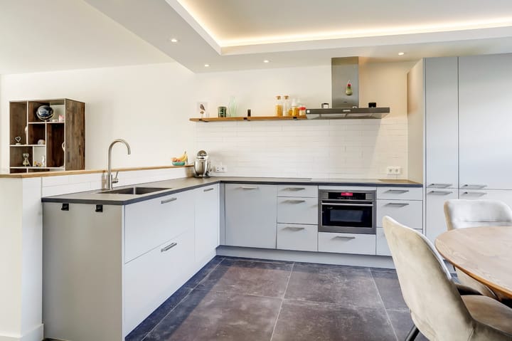 Foto 13 van Hoefblad 106