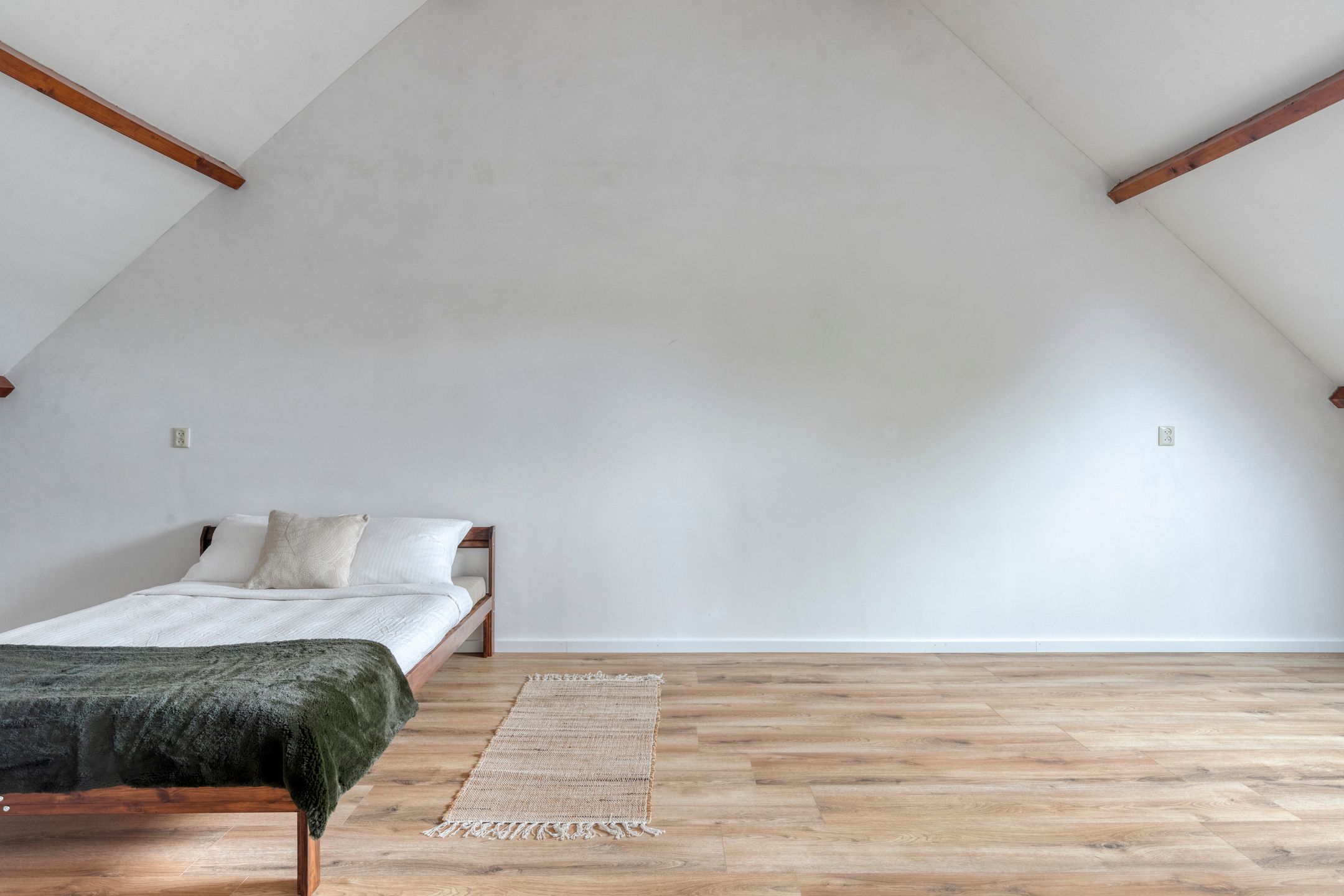 Foto 24 van Sint Annatroonstraat 19