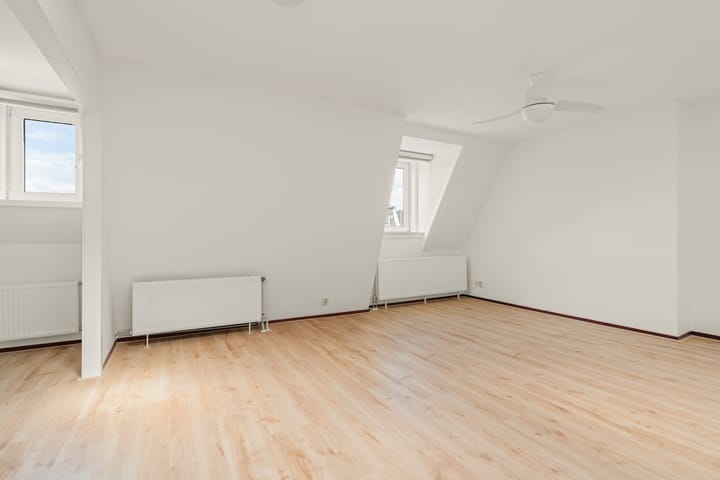 Foto 4 van Admiraal De Ruijterweg 45-4