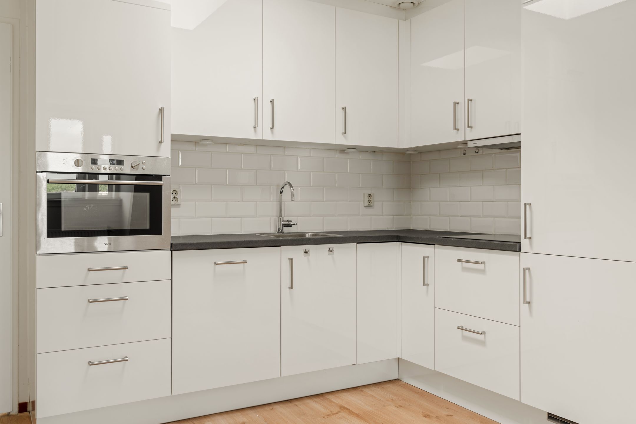 Photo 6 of Admiraal De Ruijterweg 45-4