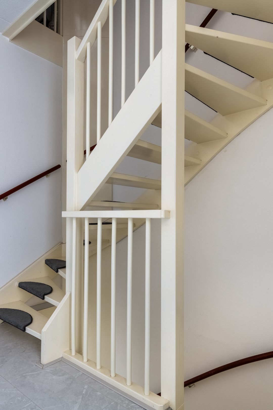 Photo 16 of Vurehout 114