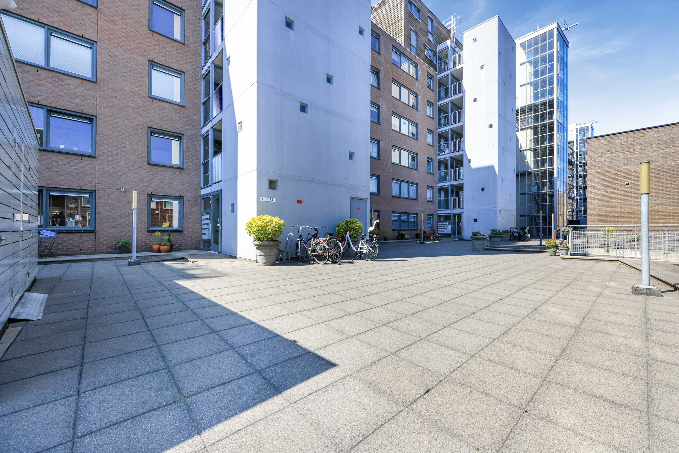 Photo 33 of Het Dok 12