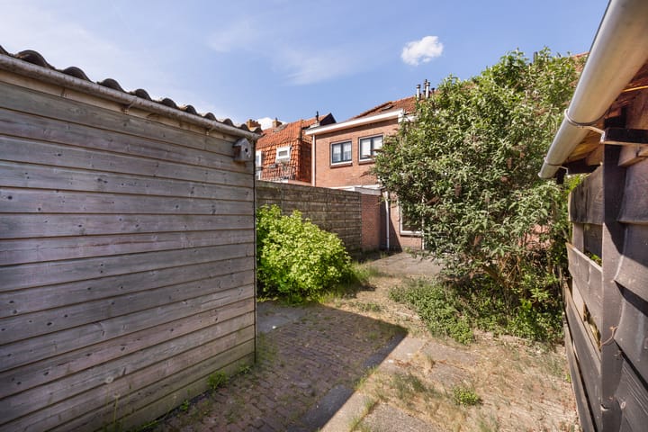 Foto 18 van Jan van den Bergstraat 35