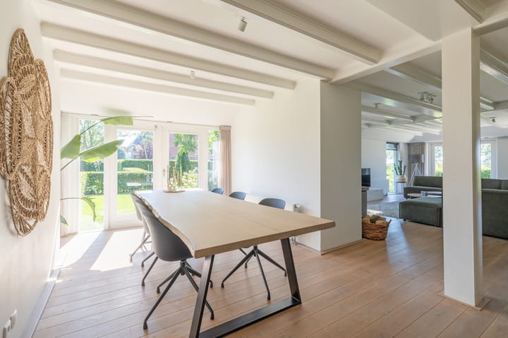 Foto 13 van Straatweg 25