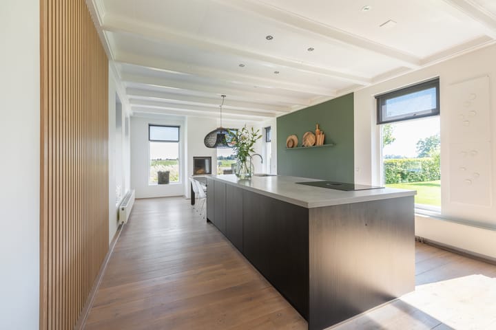 Foto 15 van Straatweg 25