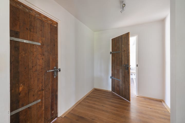 Foto 20 van Straatweg 25