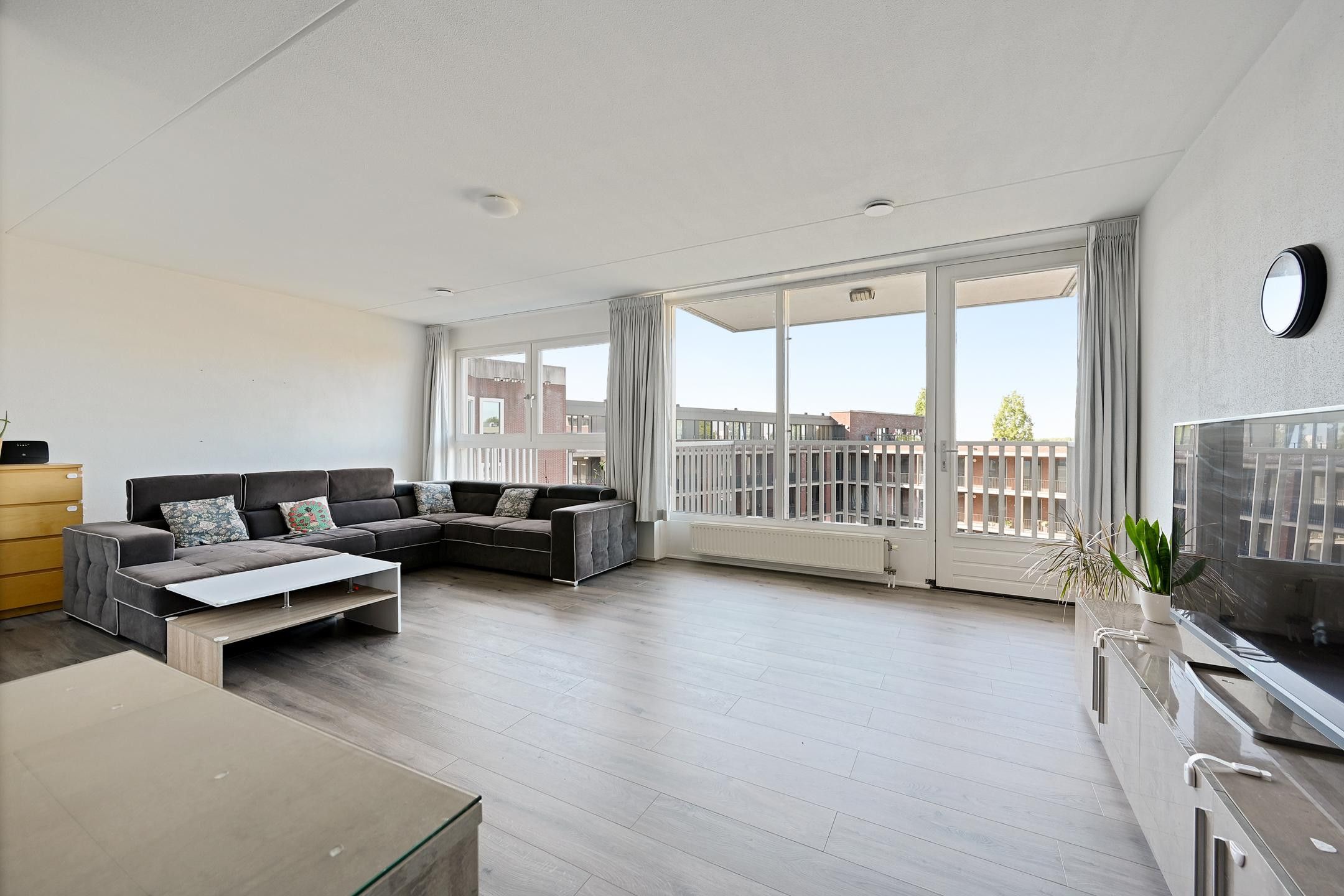 Foto 6 van Stationsplein 52