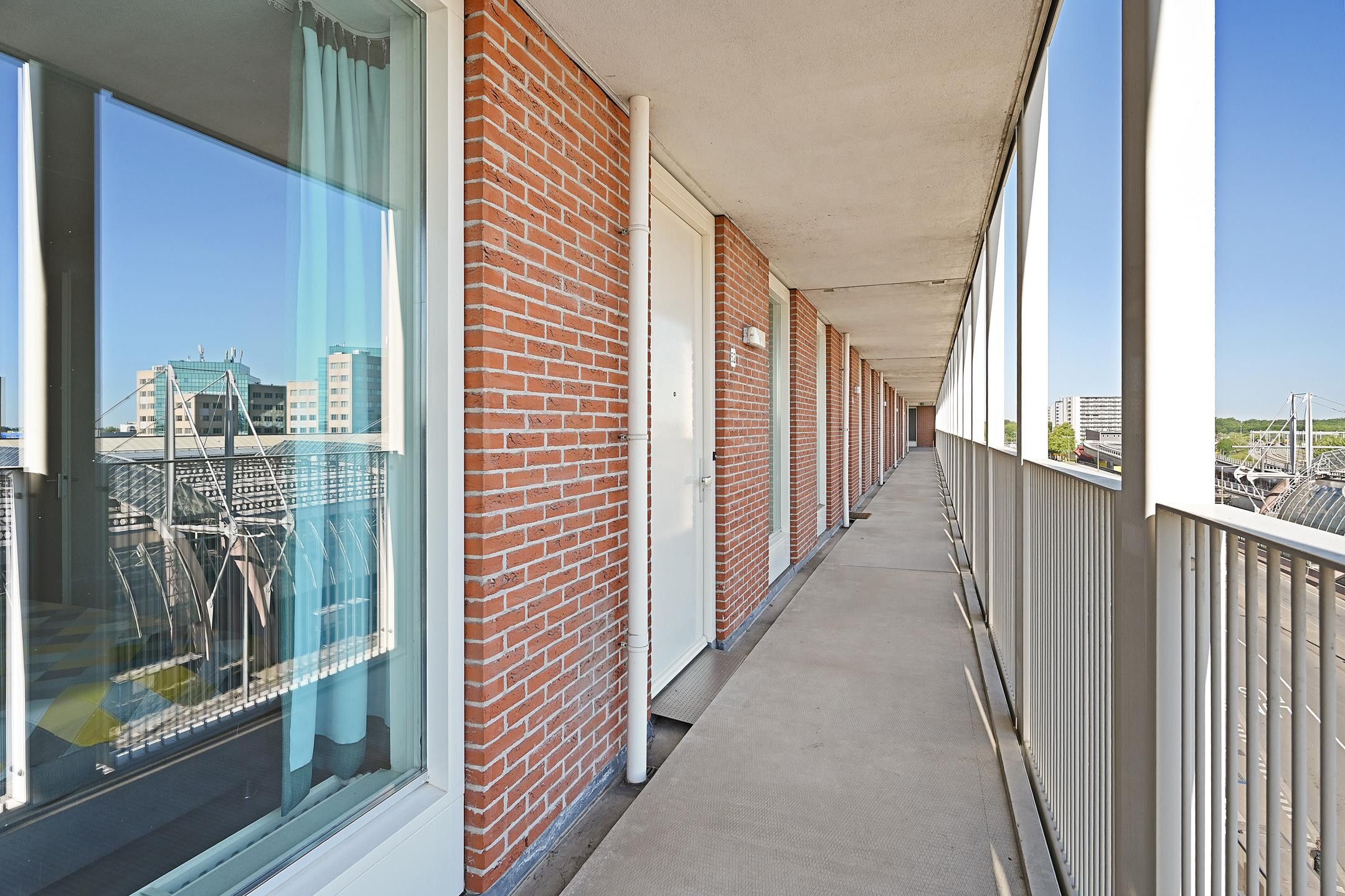 Foto 3 van Stationsplein 52