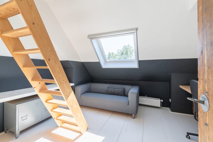 Foto 34 van Straatweg 25