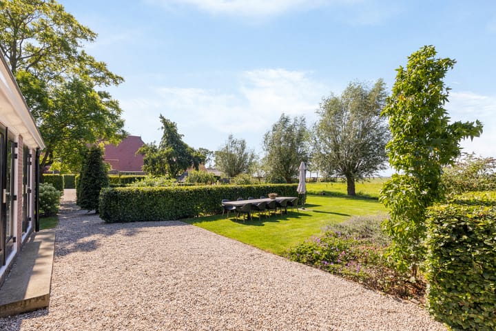 Foto 40 van Straatweg 25