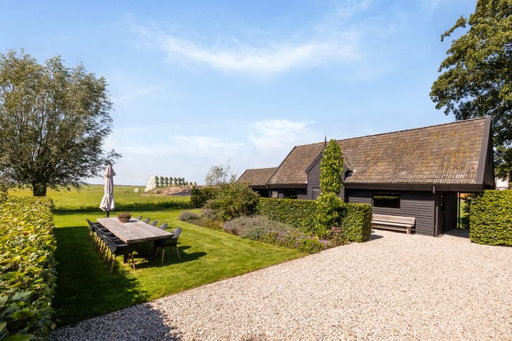 Foto 42 van Straatweg 25