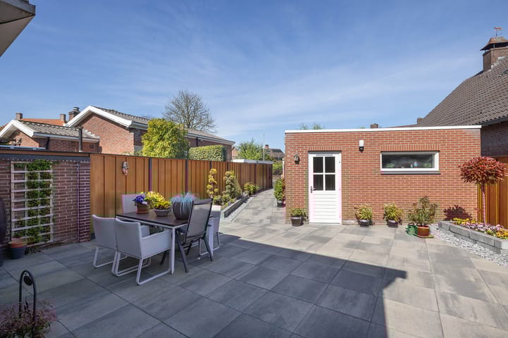 Foto 19 van Almeloseweg 16