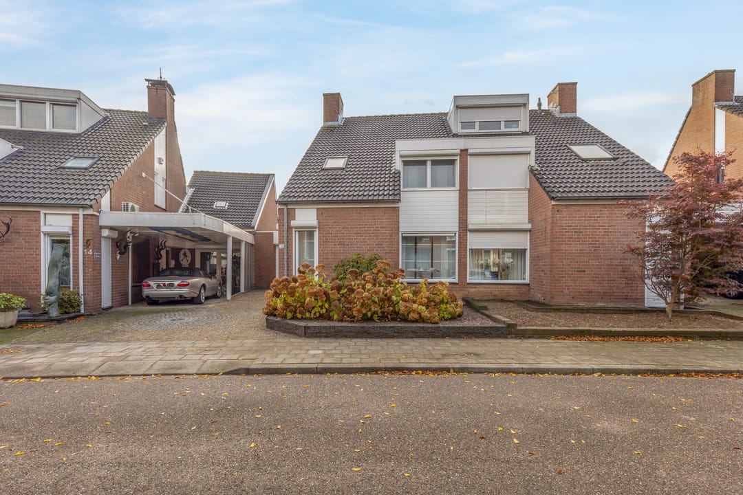 Photo 1 of Op de Keuken 12