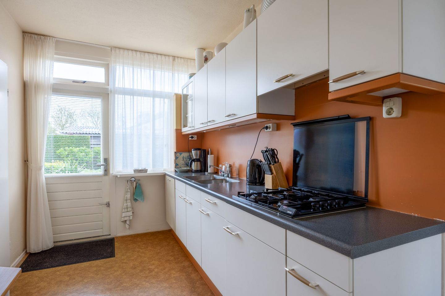 Photo 14 of Hoofdstraat 104