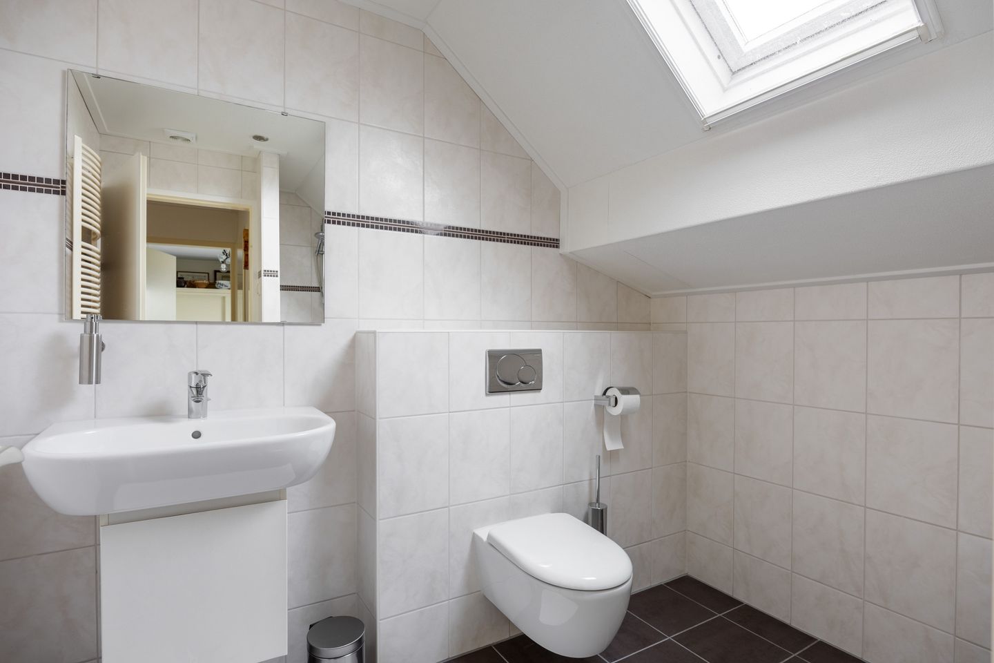 Photo 25 of Hoofdstraat 104