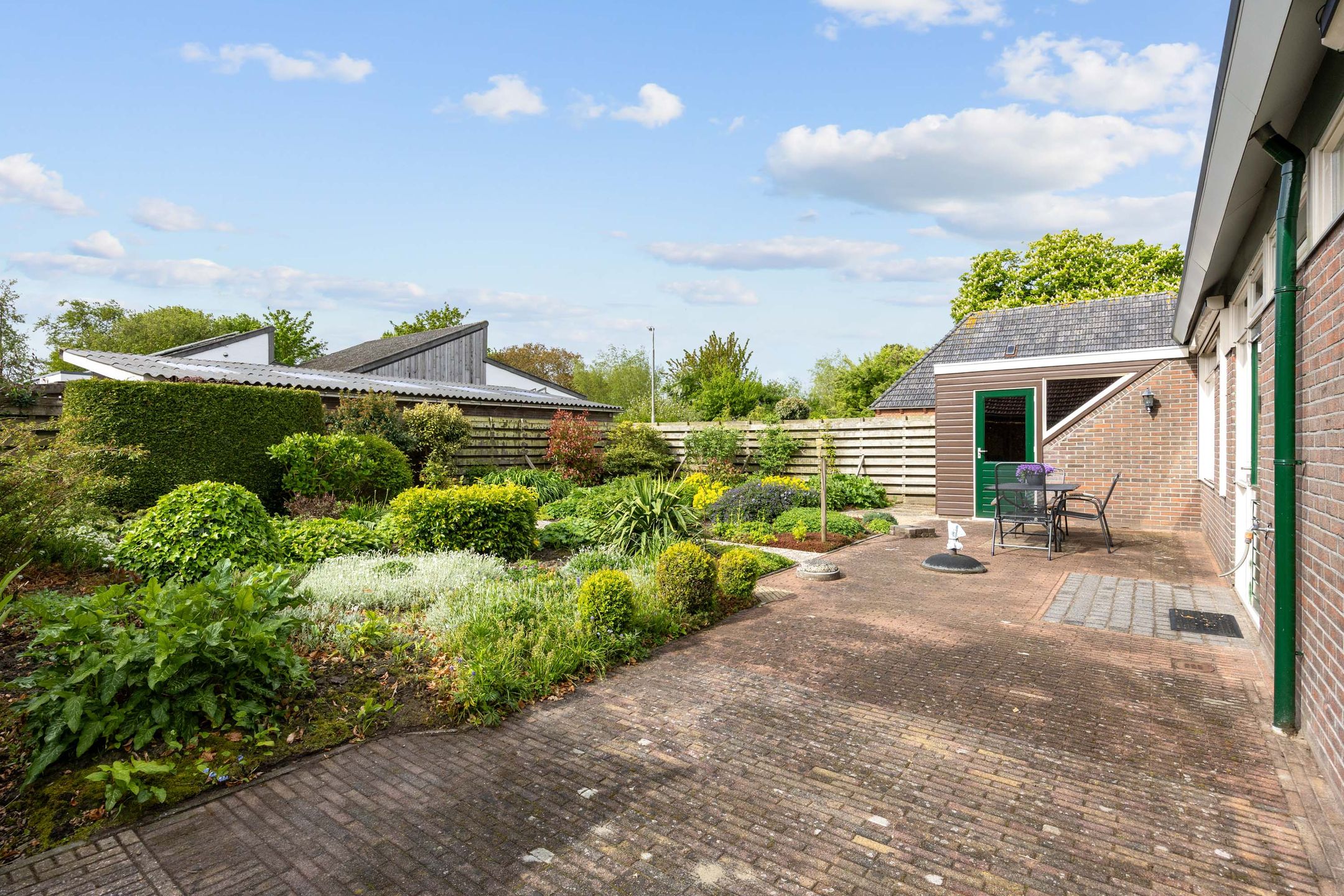 Photo 33 of Hoofdstraat 104