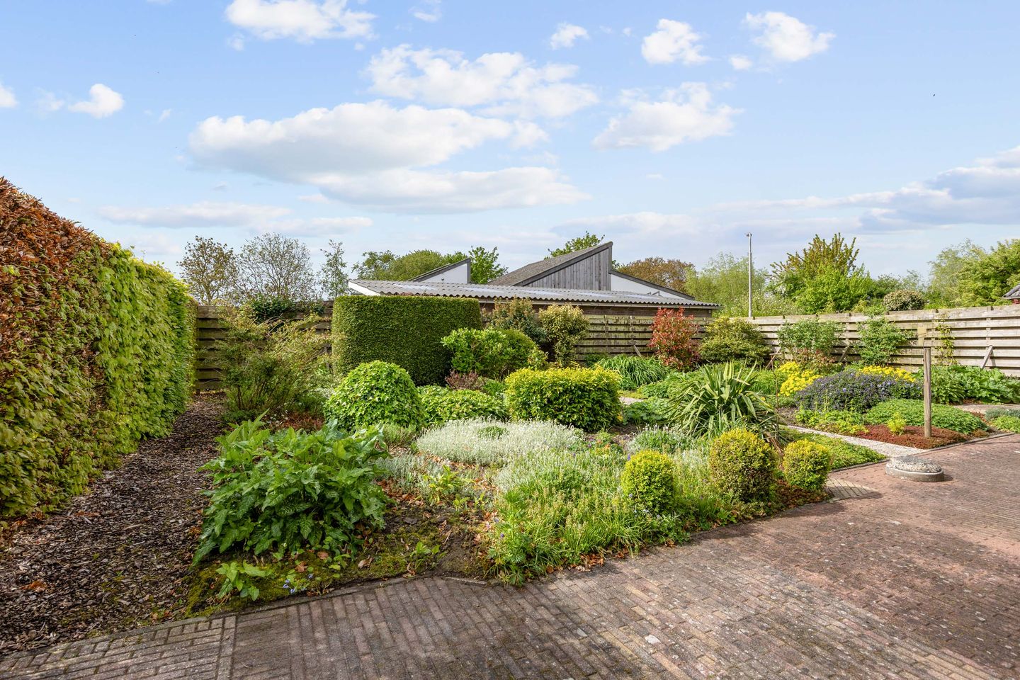 Photo 34 of Hoofdstraat 104