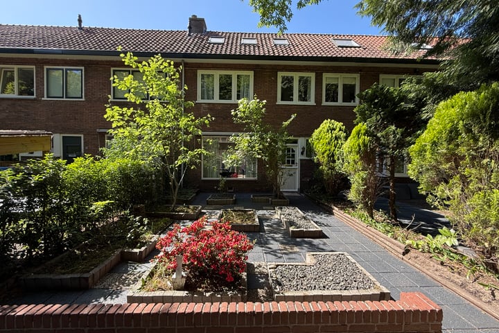 Merwedestraat 28