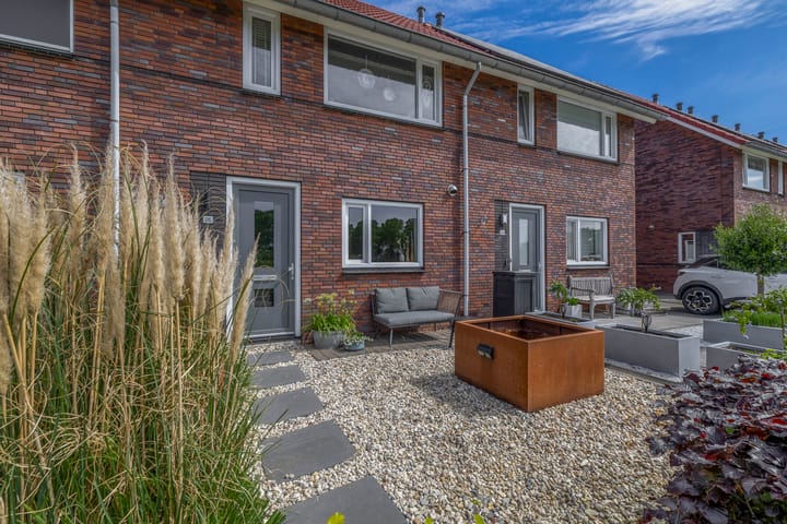 Foto 4 van Kastanjeleane 26