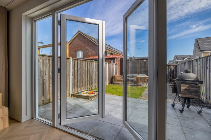 Foto 16 van Kastanjeleane 26