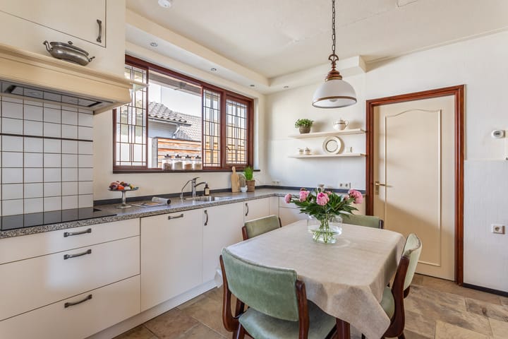 Photo 10 of Schultenstraat 17