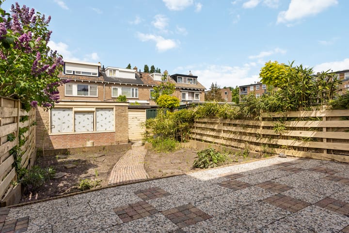 Foto 21 van Professor Zeemanplantsoen 11