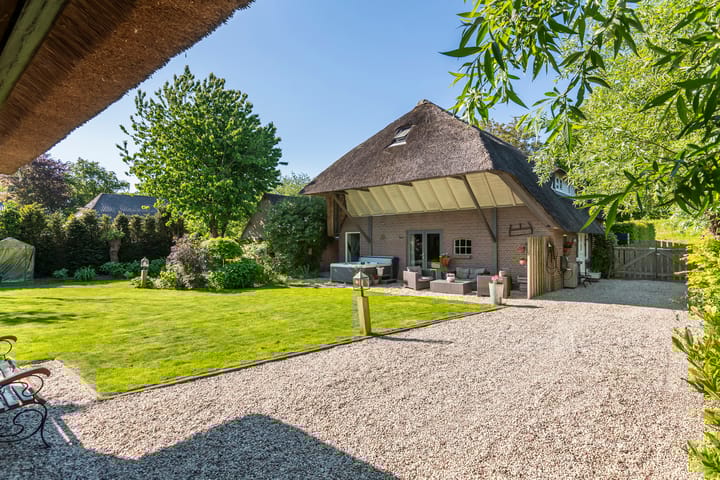 Foto 28 van Waalbandijk 120-A