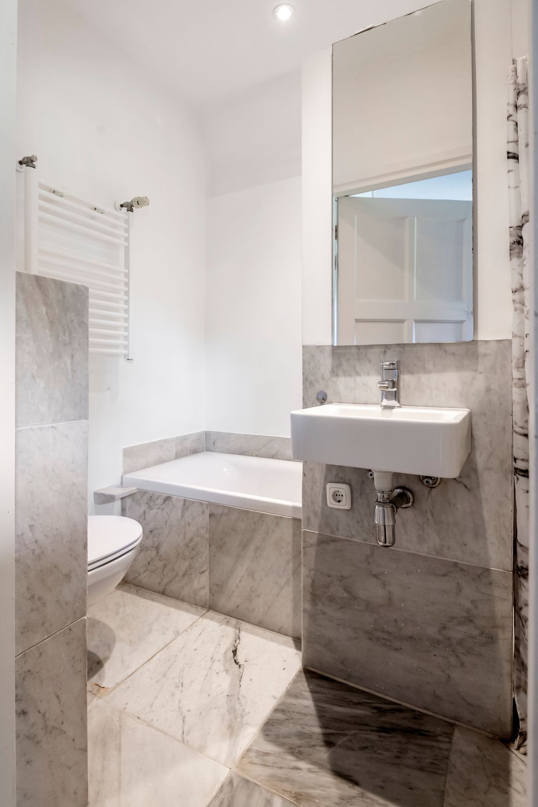 Foto 46 van Waalbandijk 120-A