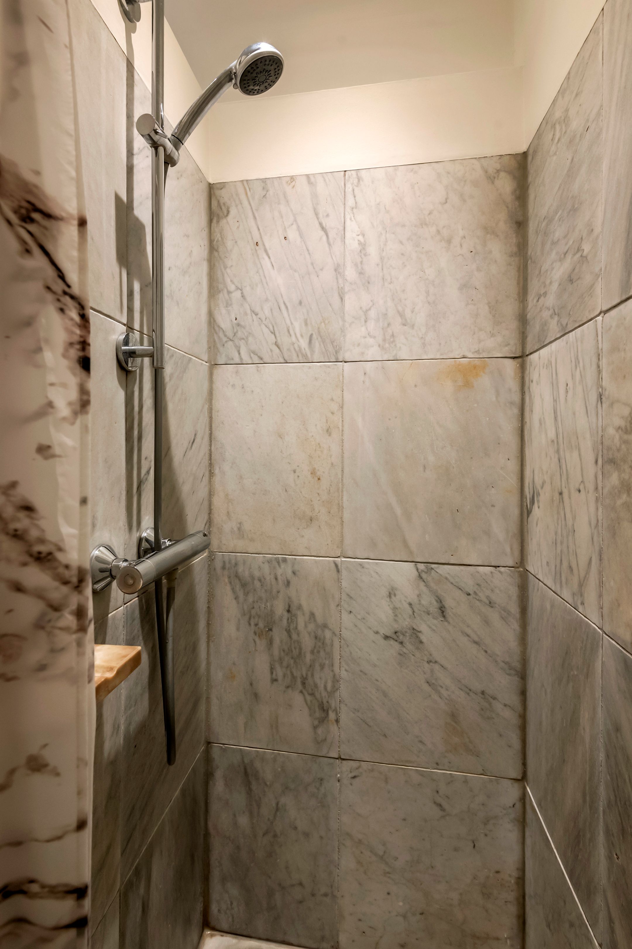 Foto 48 van Waalbandijk 120-A