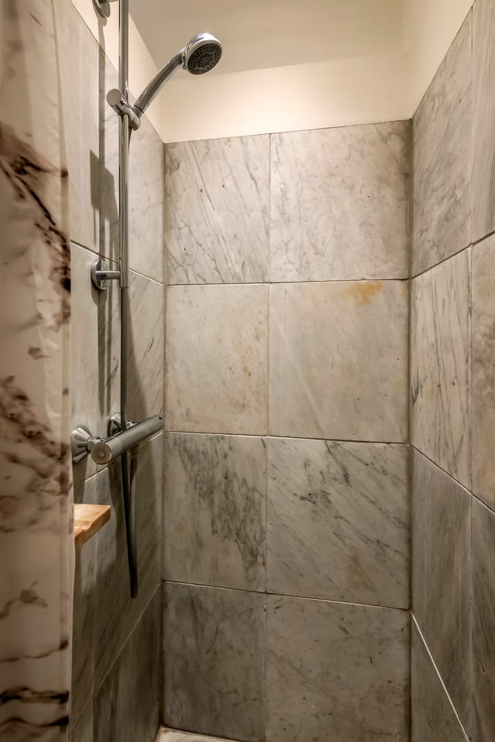 Foto 48 van Waalbandijk 120-A