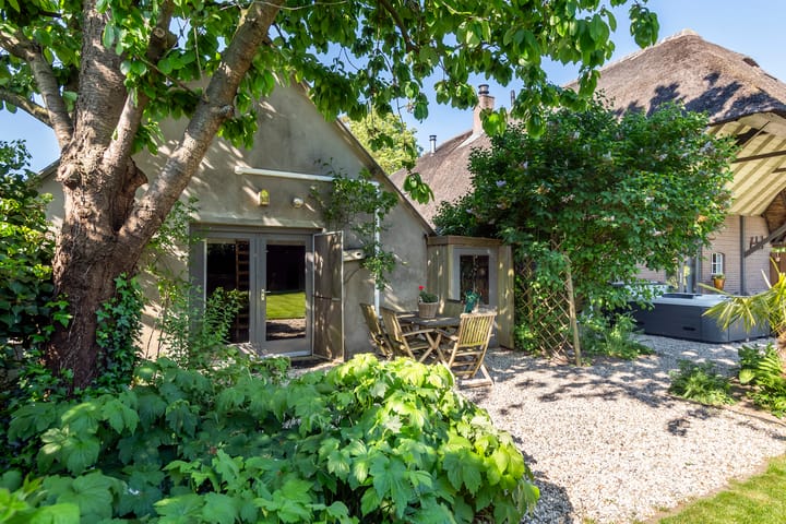 Foto 67 van Waalbandijk 120-A