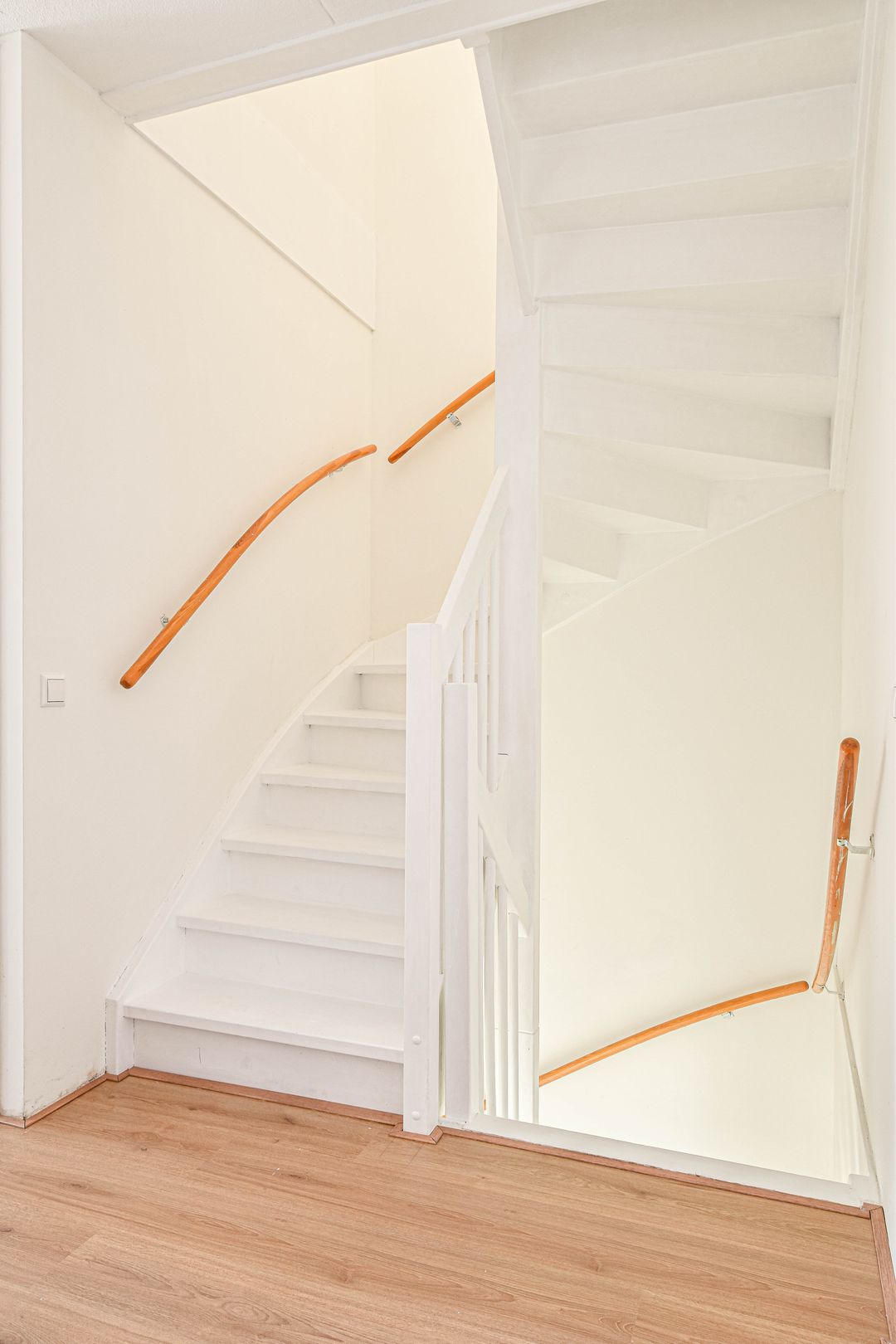 Foto 26 van Albardagracht 80