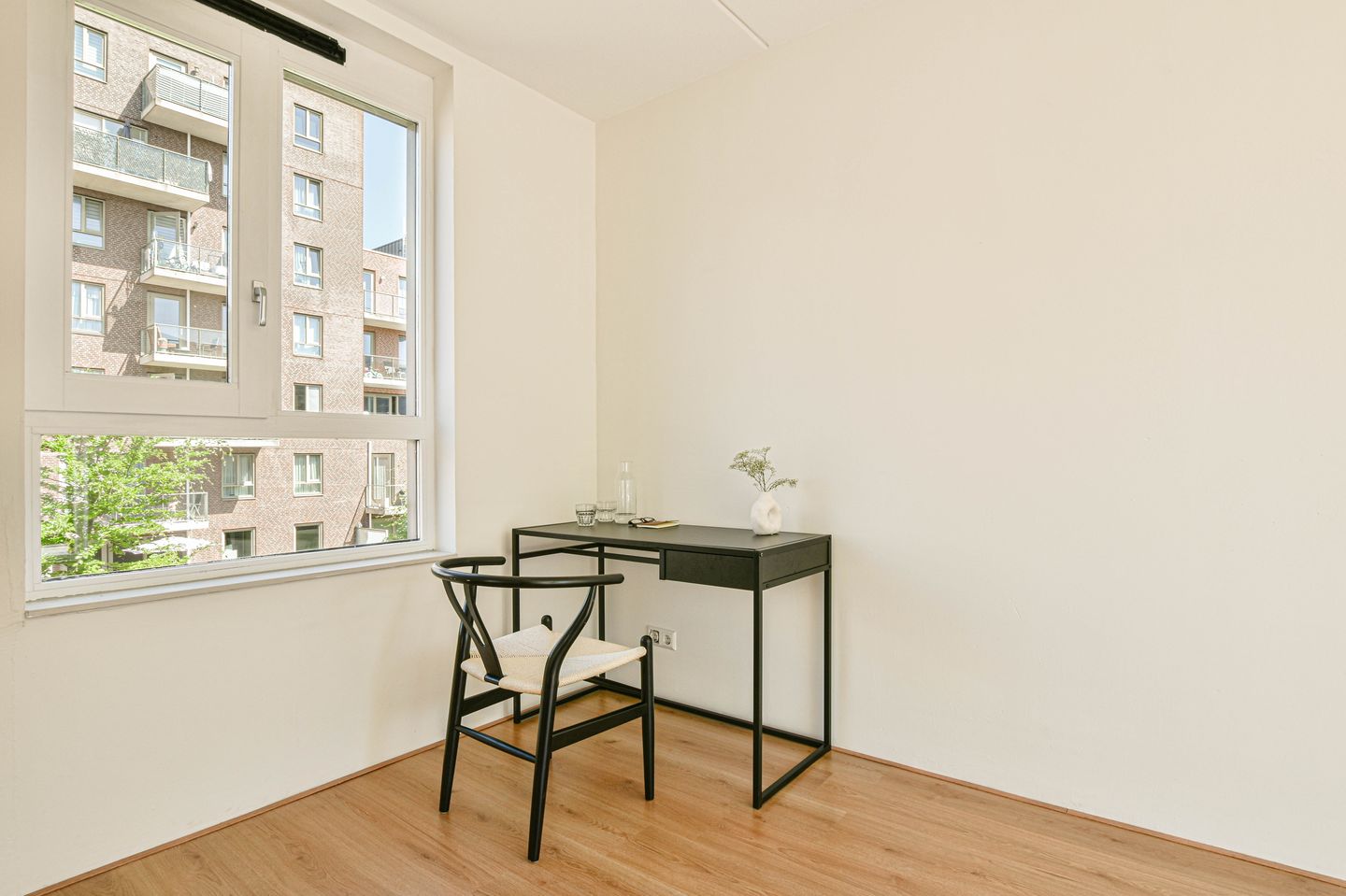 Foto 29 van Albardagracht 80