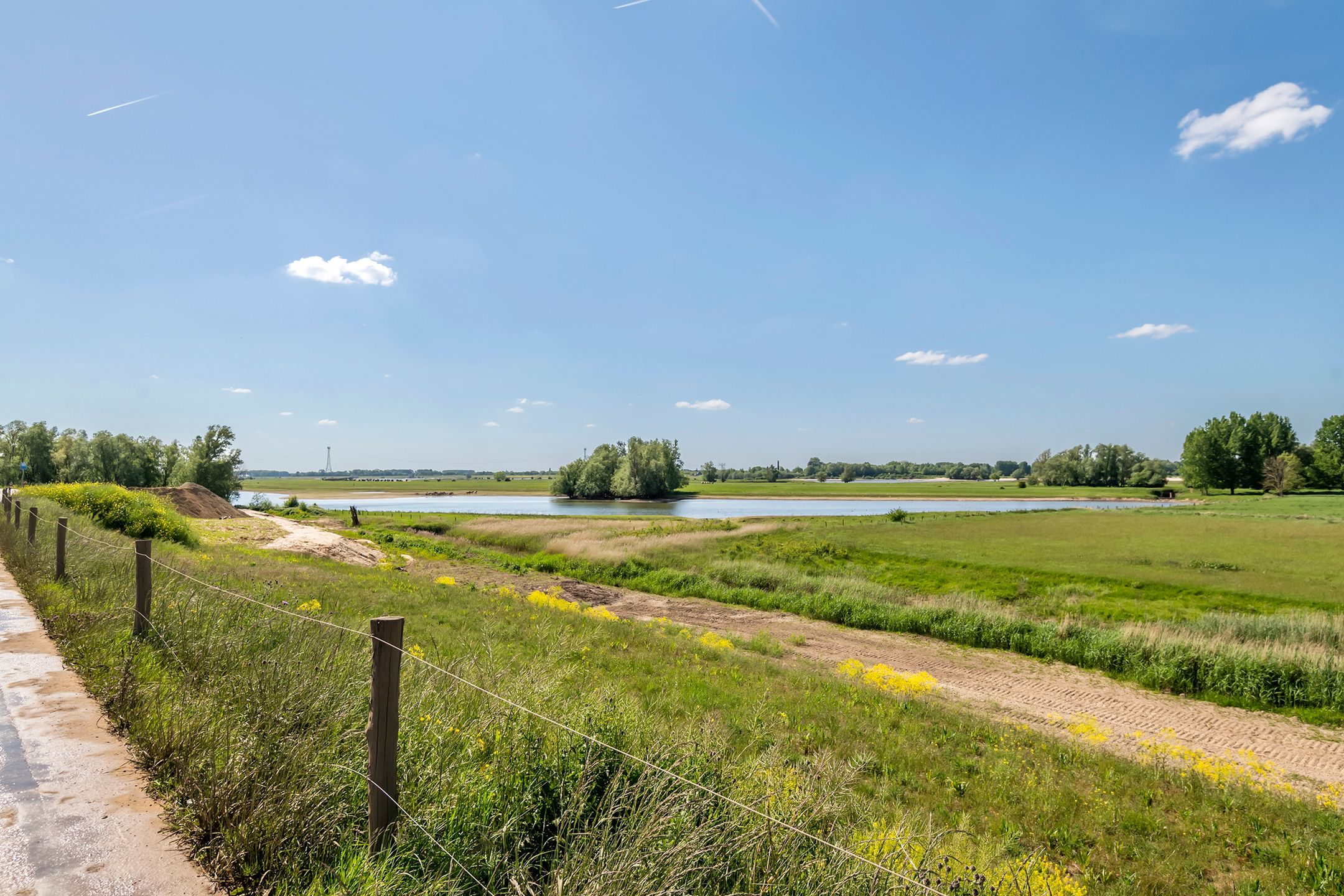 Foto 87 van Waalbandijk 120-A