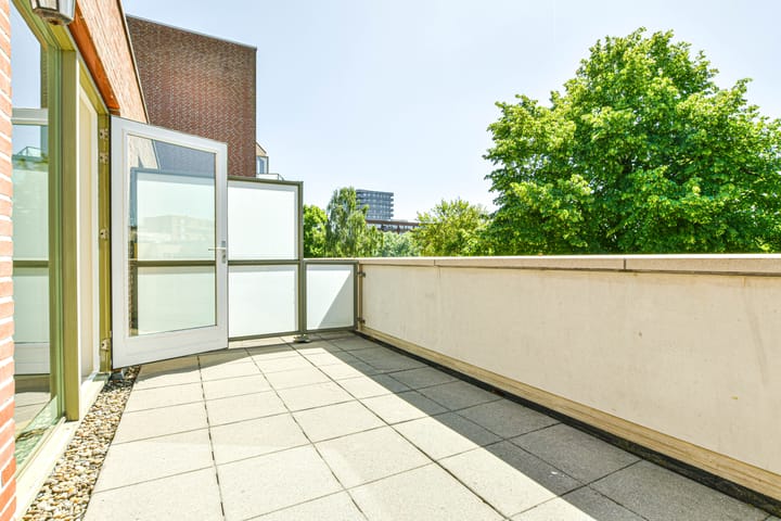 Foto 35 van Albardagracht 80