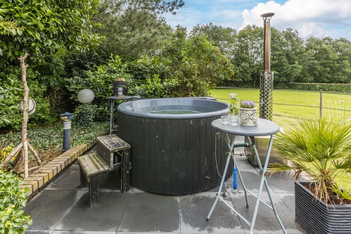 Photo 44 of Oshaarseweg 43