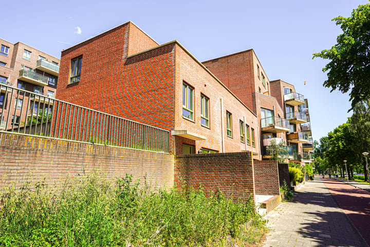 Foto 38 van Albardagracht 80