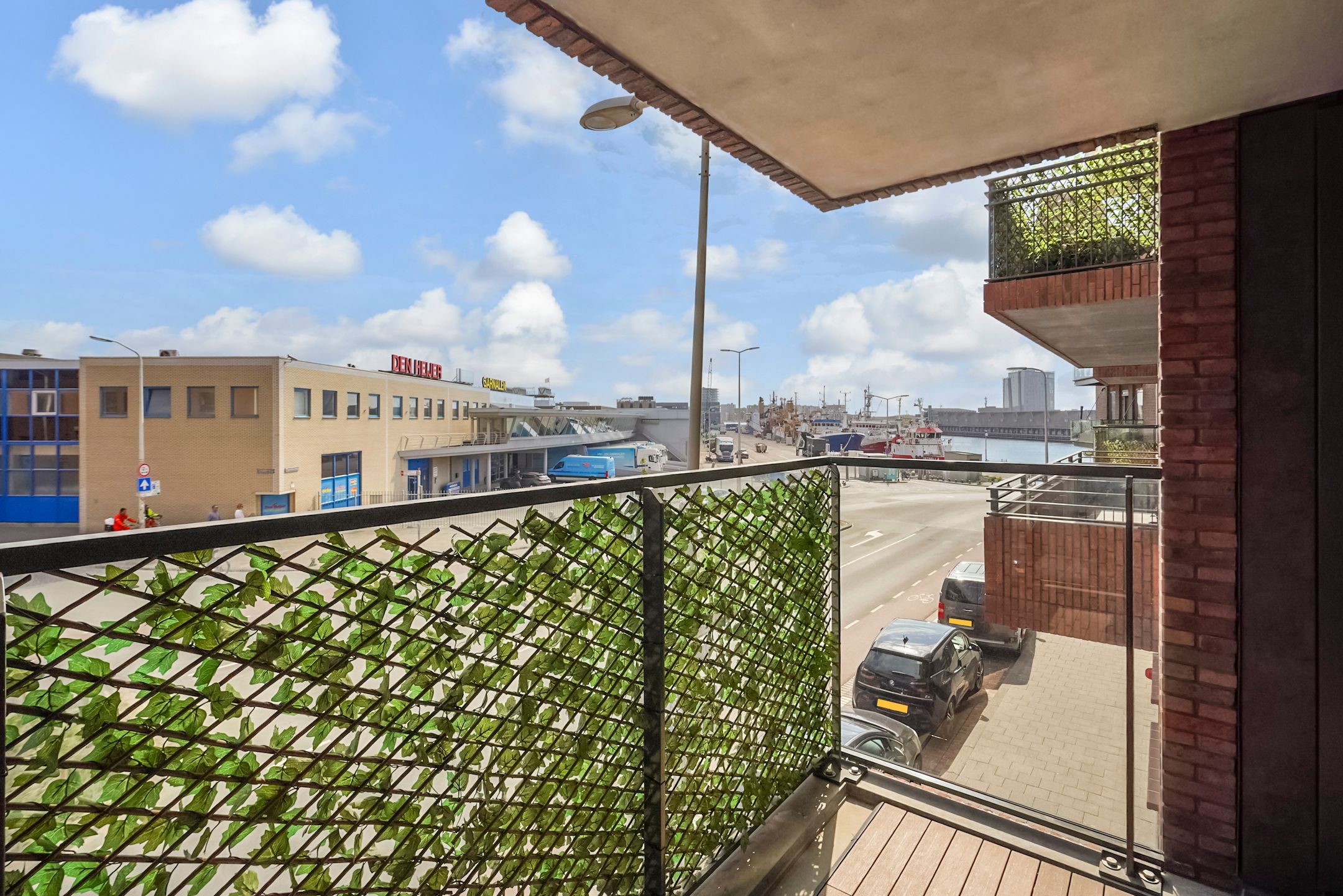 Foto 12 van Treilerdwarsweg 70