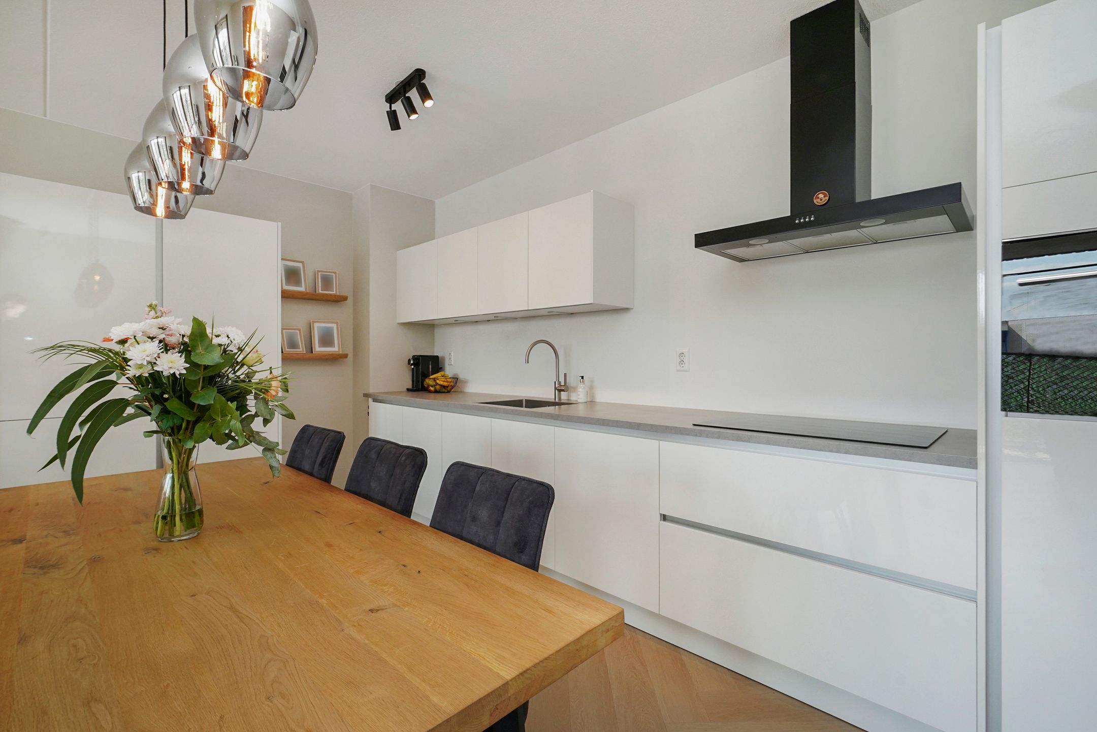 Foto 15 van Treilerdwarsweg 70