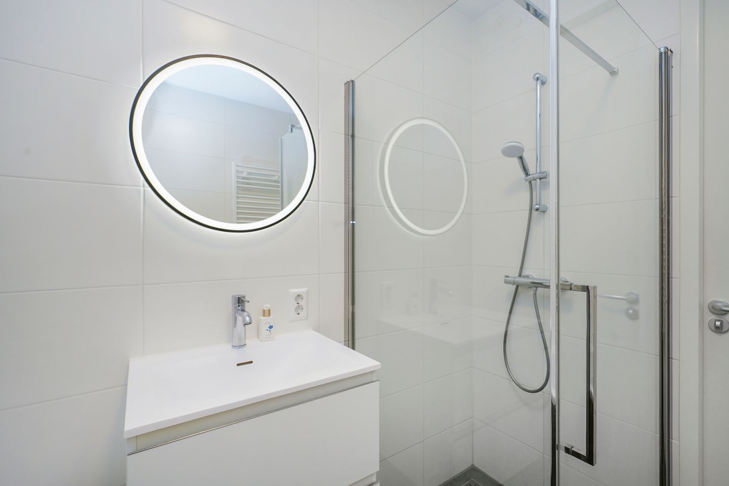 Foto 25 van Treilerdwarsweg 70