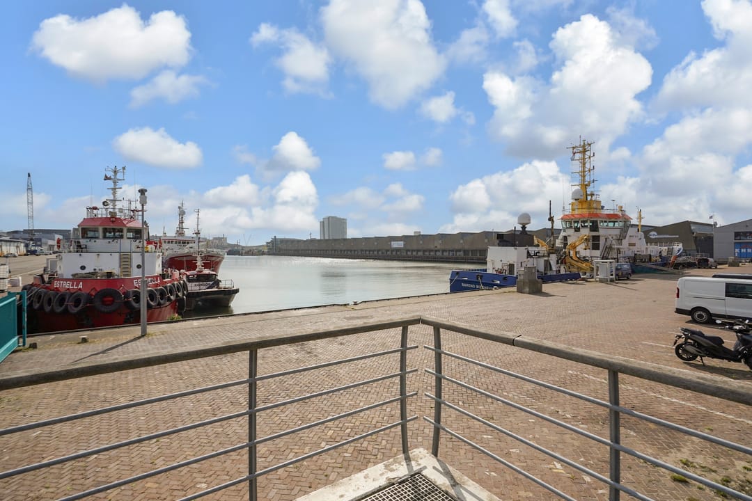 Foto 38 van Treilerdwarsweg 70