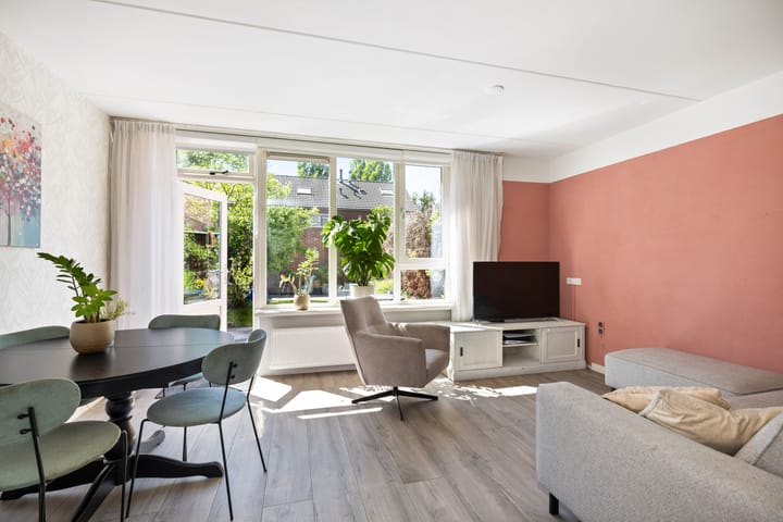 Foto 3 van Melchior van Brielstraat 8