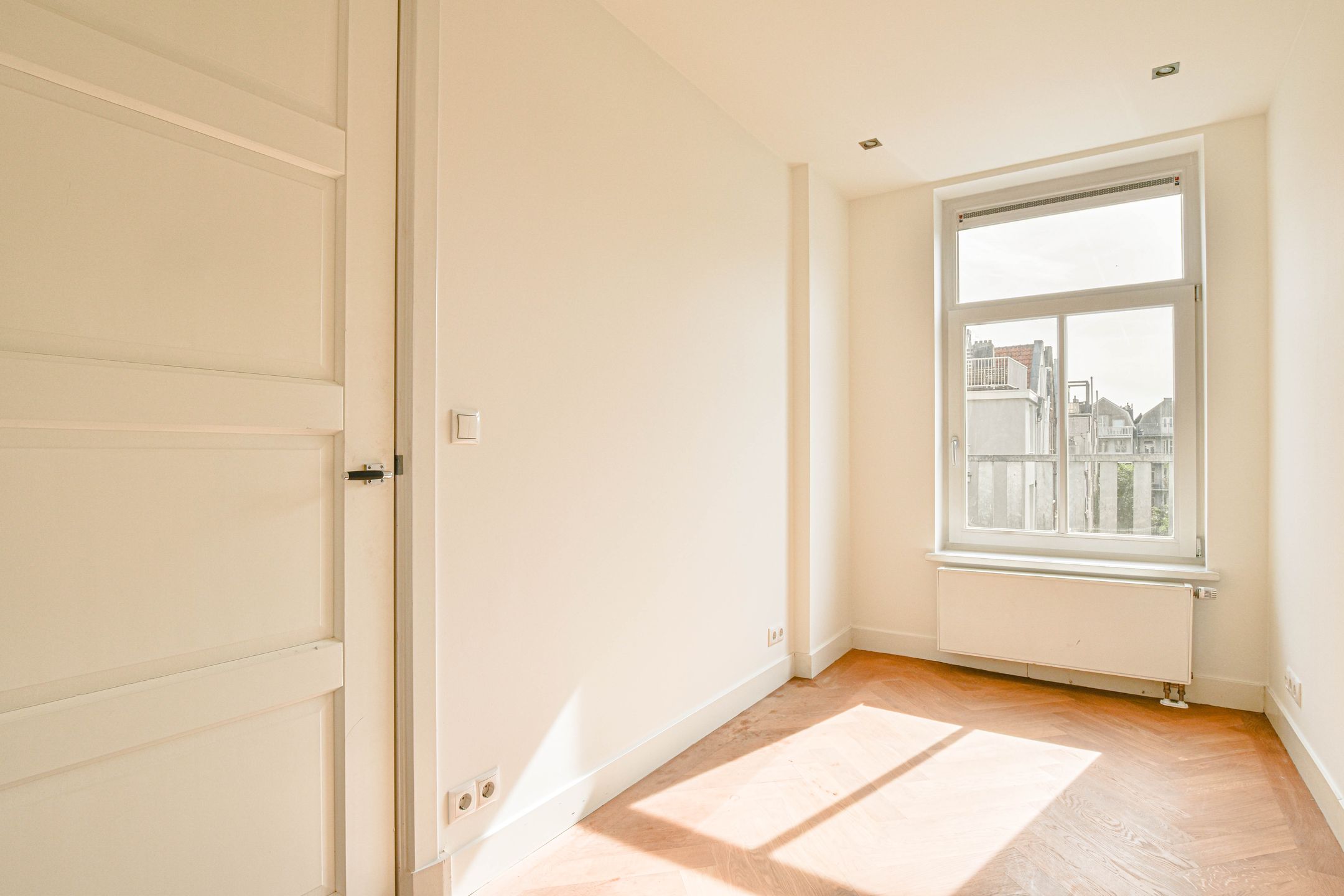 Photo 9 of Frans Halsstraat 57-E