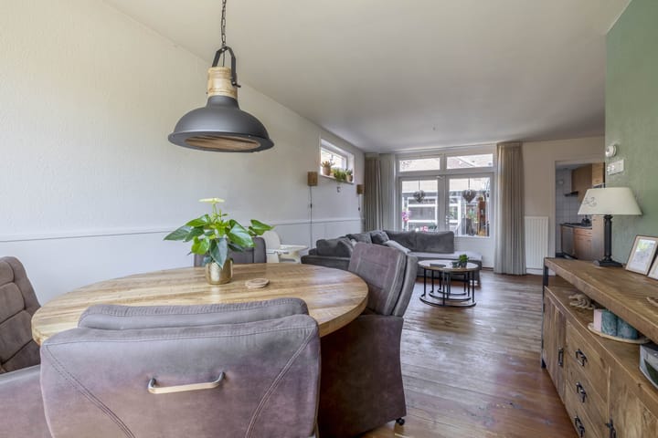 Foto 11 van Lijnbaan 74