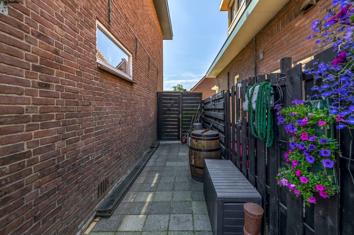 Foto 40 van Lijnbaan 74